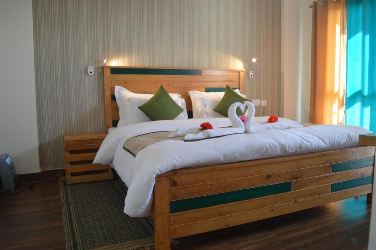 Spangle Heights Shimla, Suites And Residences Zewnętrze zdjęcie